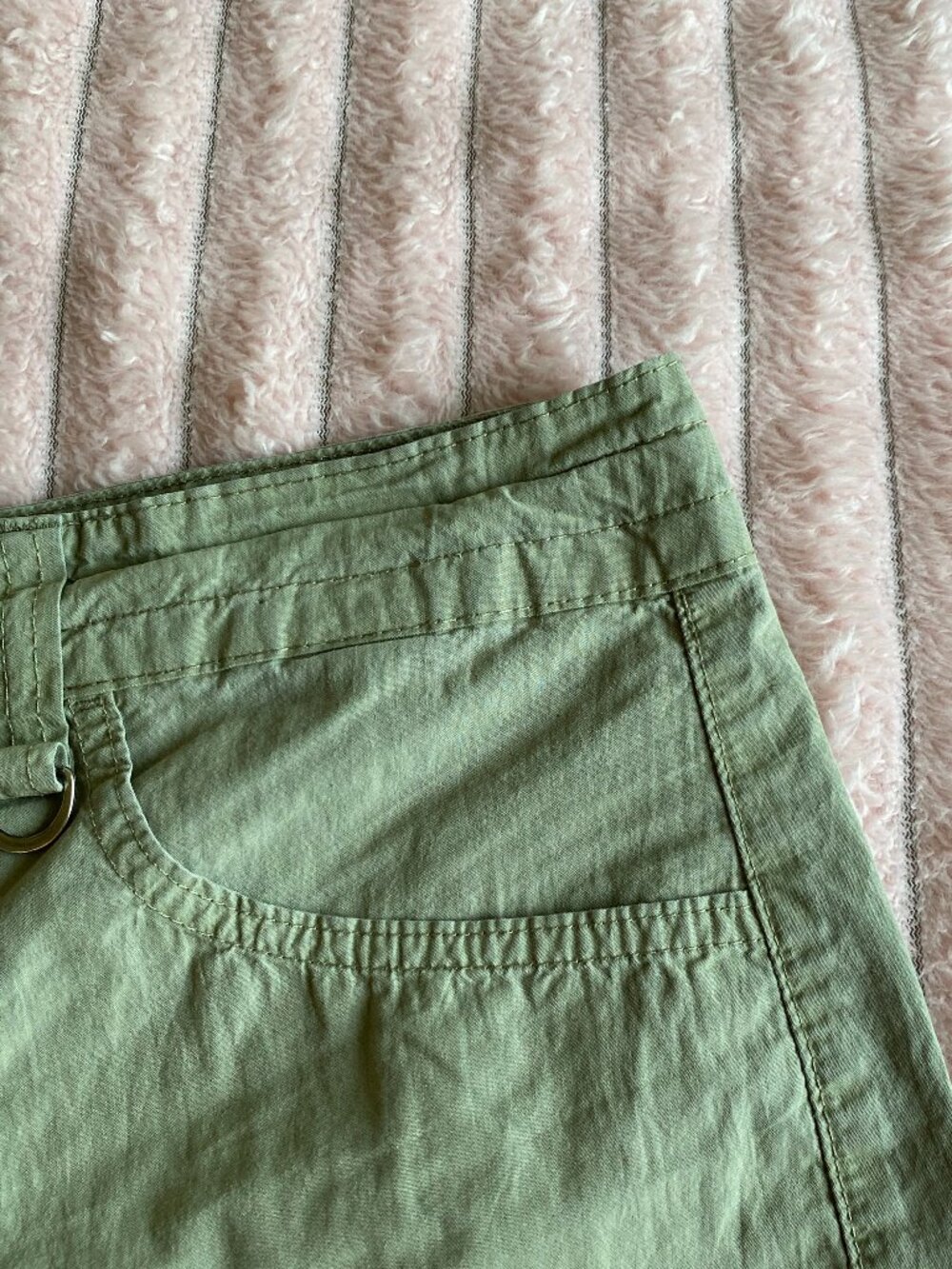 Gloria Vanderbilt Green Cargo Shorts